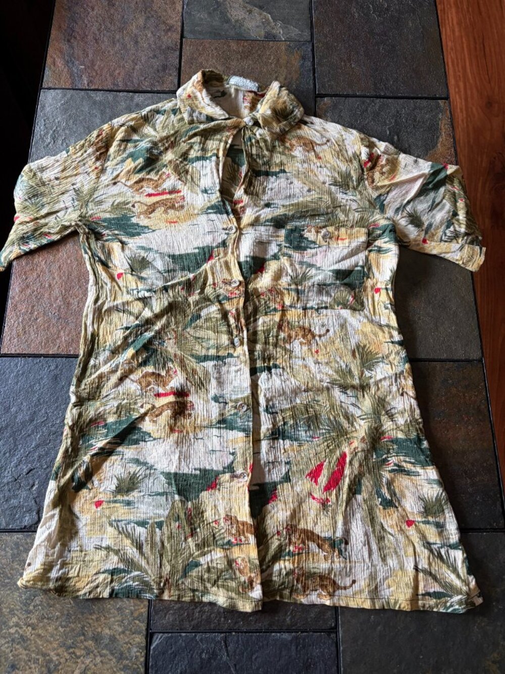 Vintage 70s Norman Todd California monkey jungle crinkle shirt Hong Kong size S